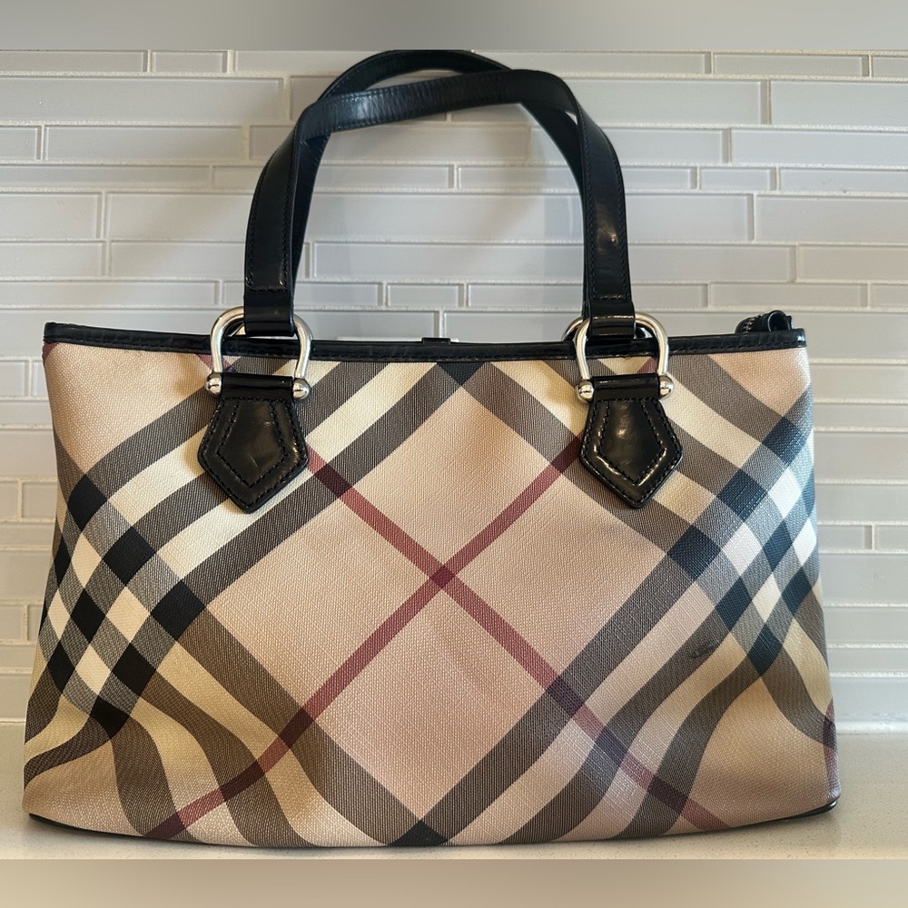Burberry Nova check shoulder bag